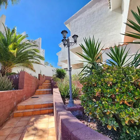 Ocean View Canarias * Адехе