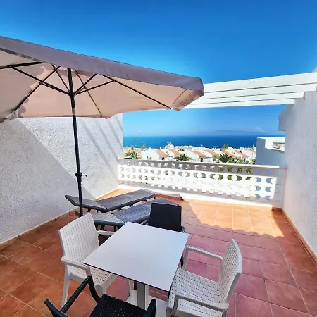 Ocean View Canarias * Адехе